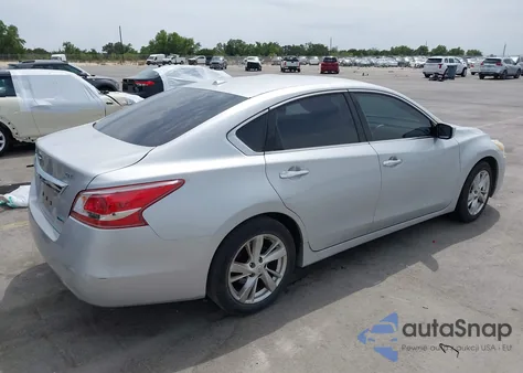 2013 Nissan Altima 2.5 Sv z USA, uszkodzony, nr VIN 1N4AL3AP1DN508680